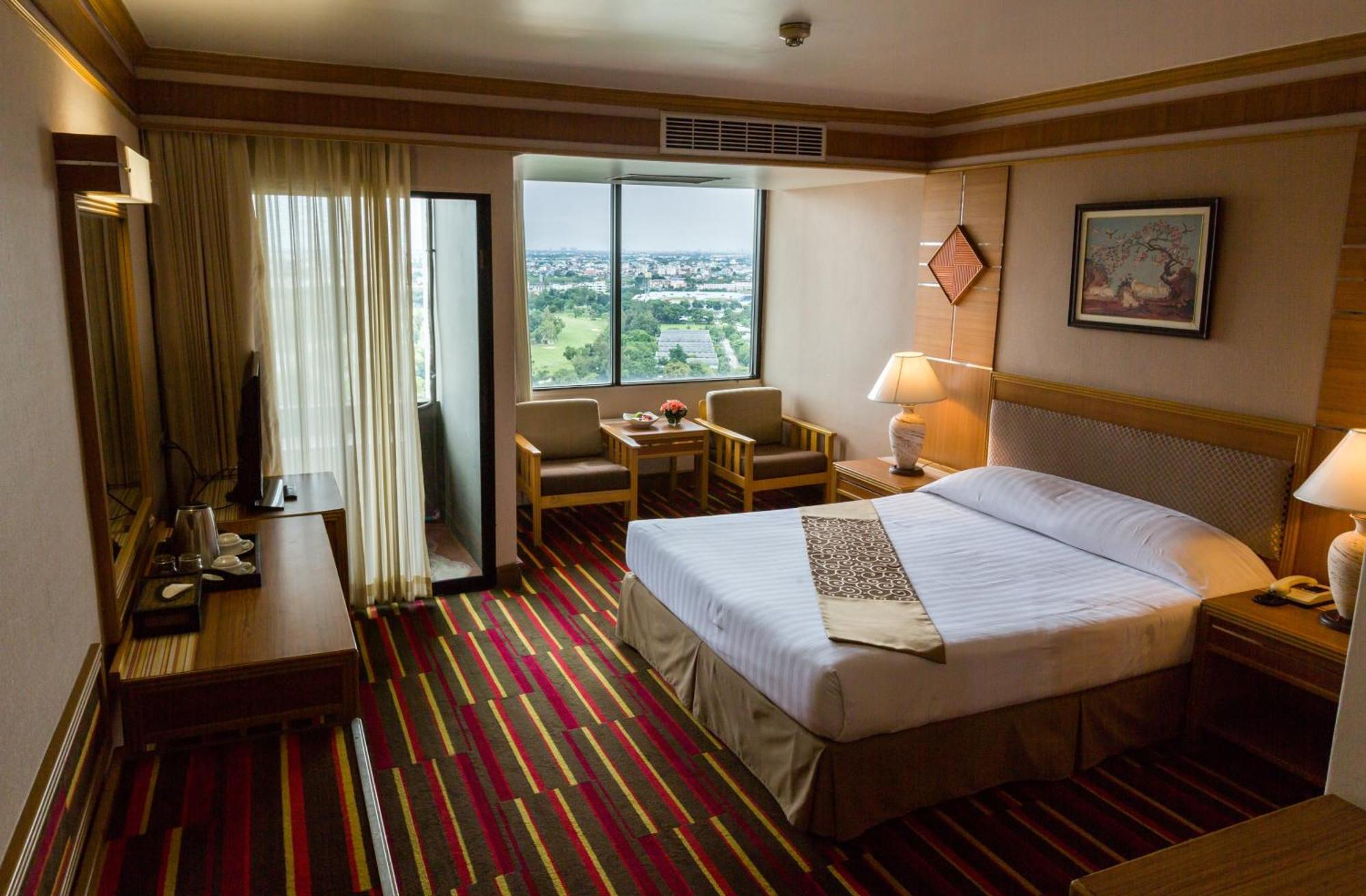 Hotel Airport 5*