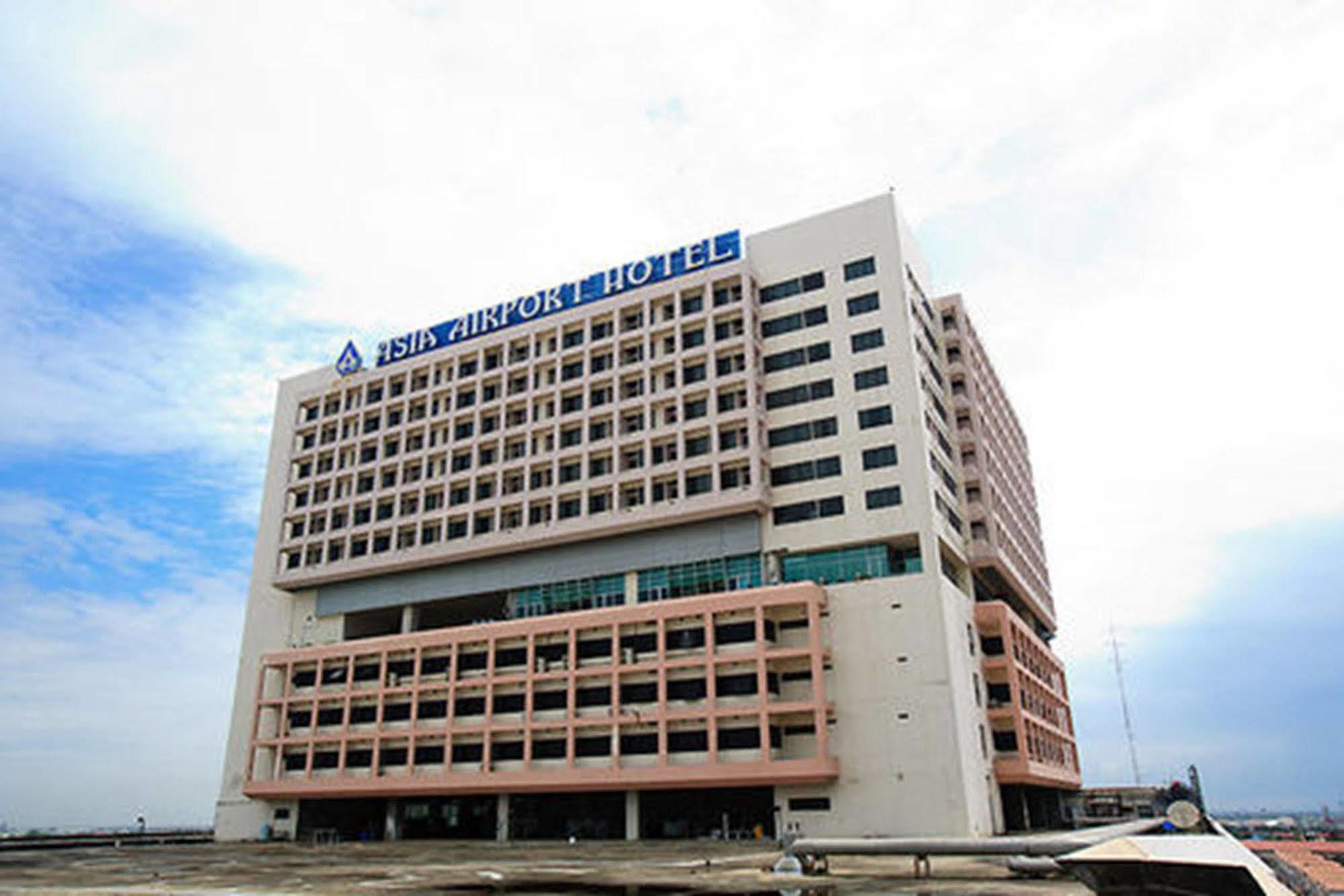 Airport Hotel