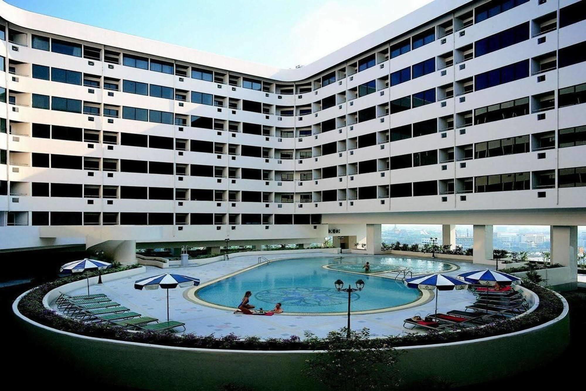 Airport Hotel